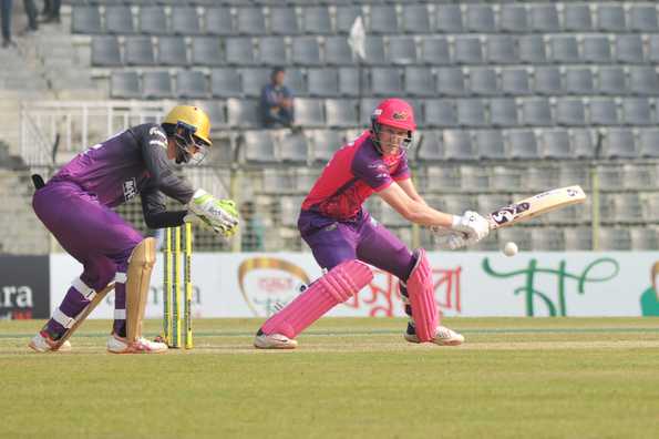 การแสดงความสนใจ (EOI) จะประกาศสําหรับทีมในวันอาทิตย์